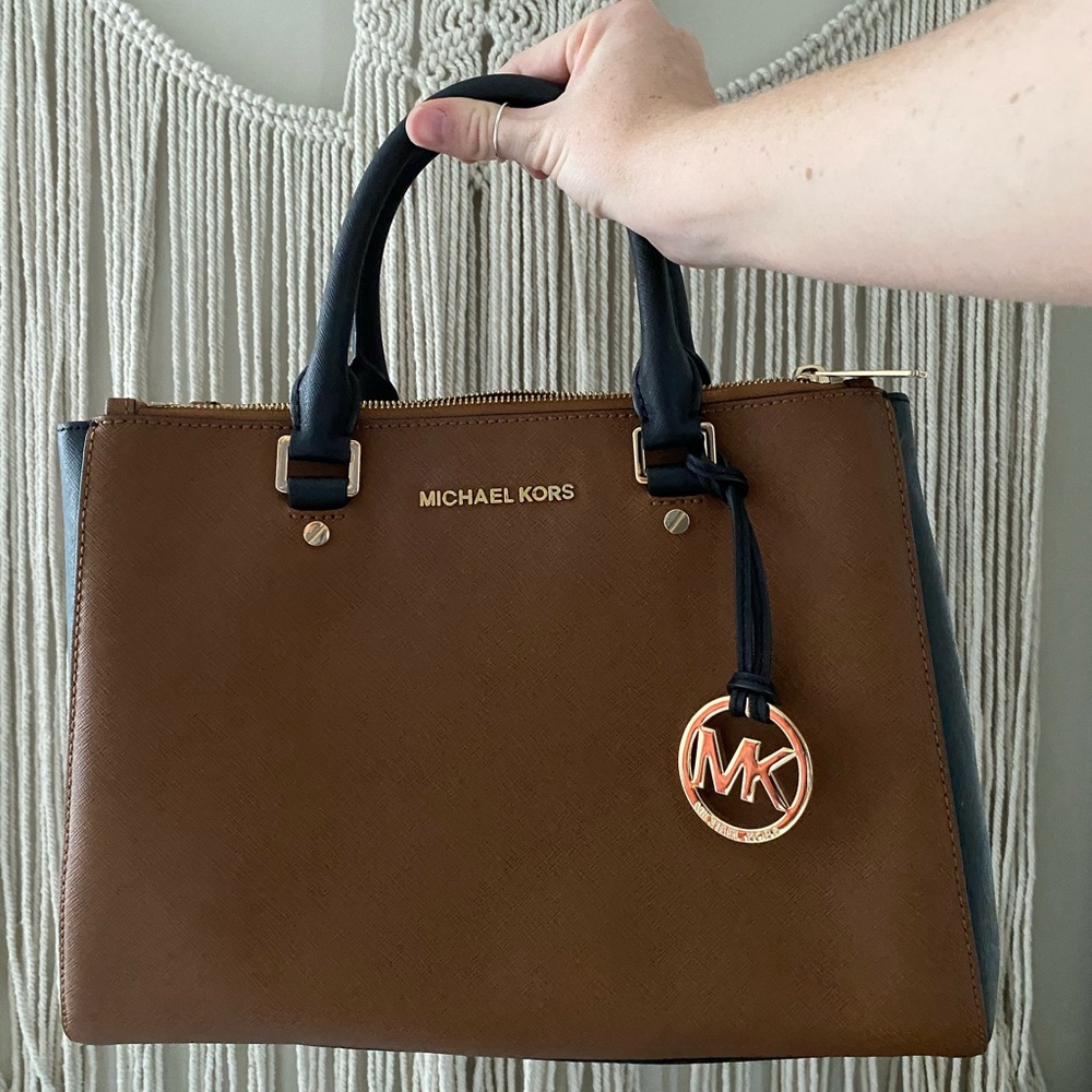 Michael Kors purse